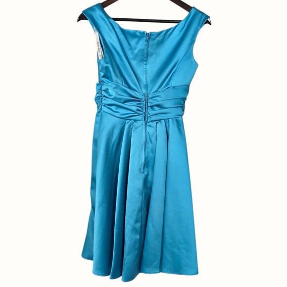 David's Bridal 83168 Short Satin Off-the-Shoulder A-Line Teal Blue Dress Size 2 - Picture 3 of 7